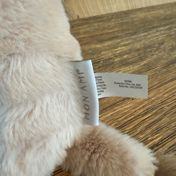 Mon Ami Zuri the Lion stuffed animal - Picture 4 of 9